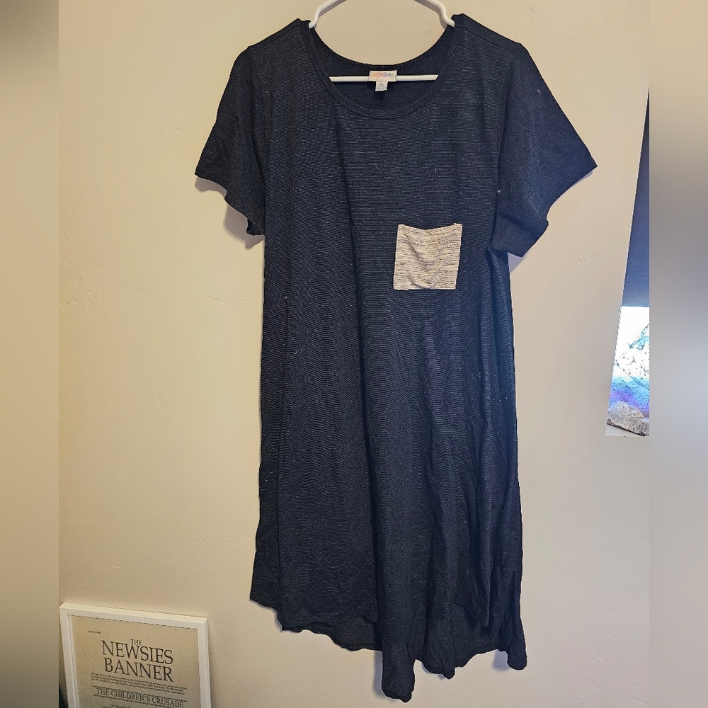 LuLaRoe Charcoal Dress with Cream Pocket